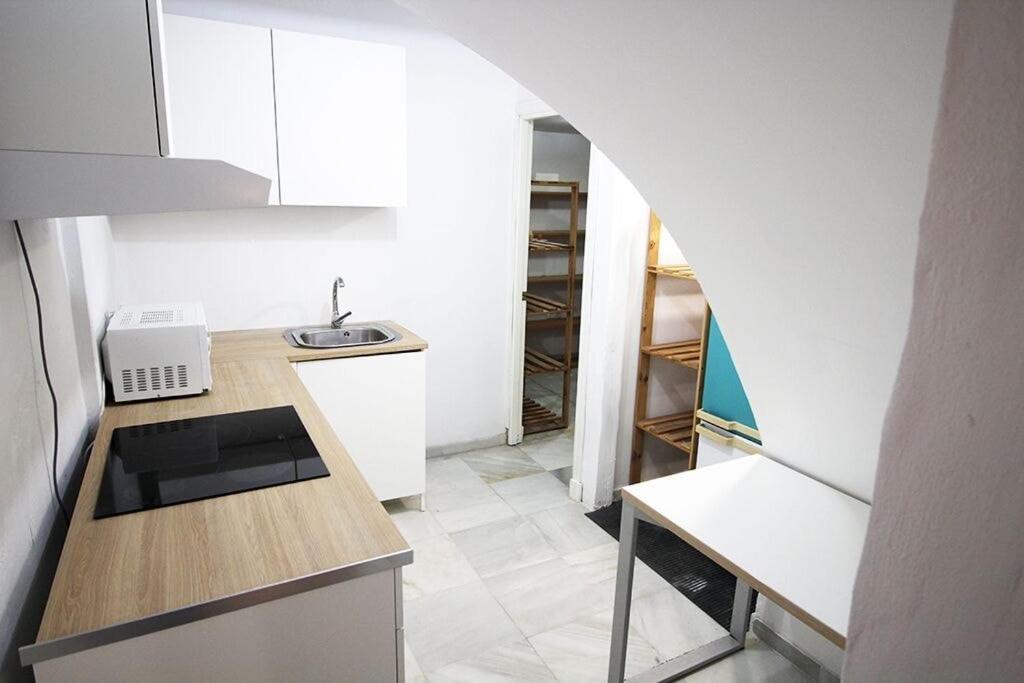 Apartamento Centrico En Casa Tipica Gaditana Cádiz Exteriör bild